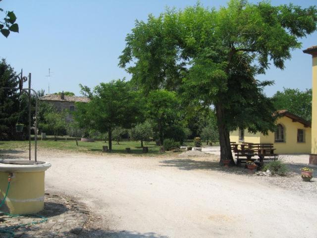 לינה וארוחת בוקר ראבנה Al Parco מראה חיצוני תמונה