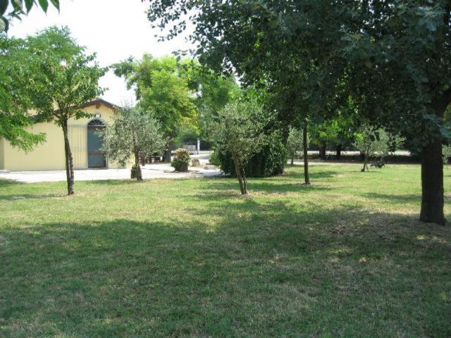 לינה וארוחת בוקר ראבנה Al Parco מראה חיצוני תמונה