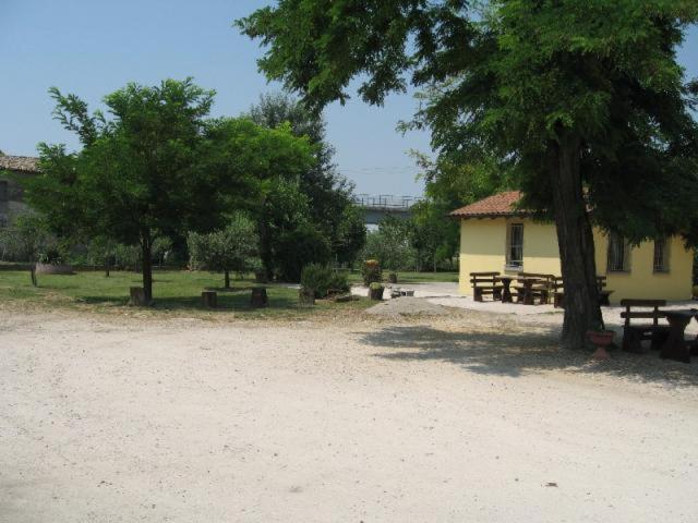 לינה וארוחת בוקר ראבנה Al Parco מראה חיצוני תמונה